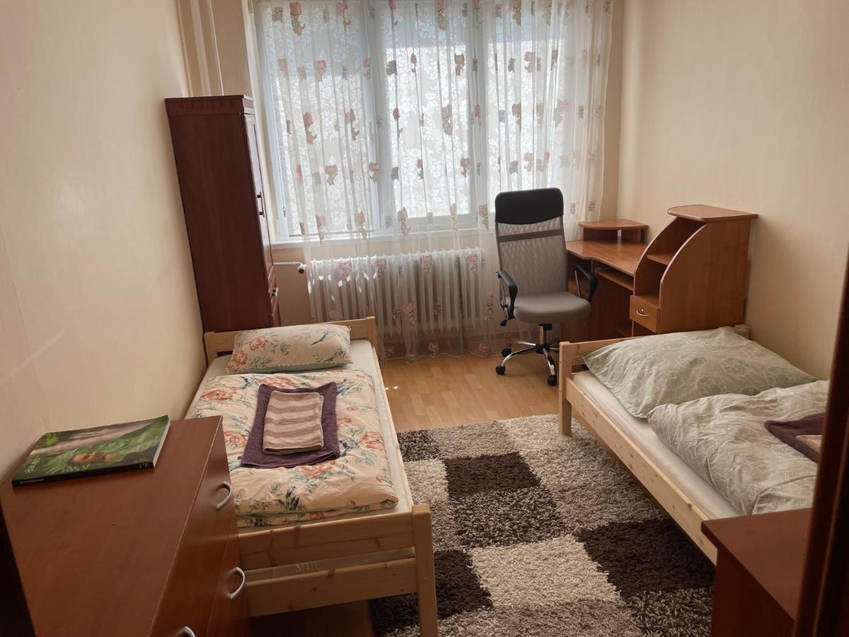 Apartment Sever Hroncova Košice Esterno foto